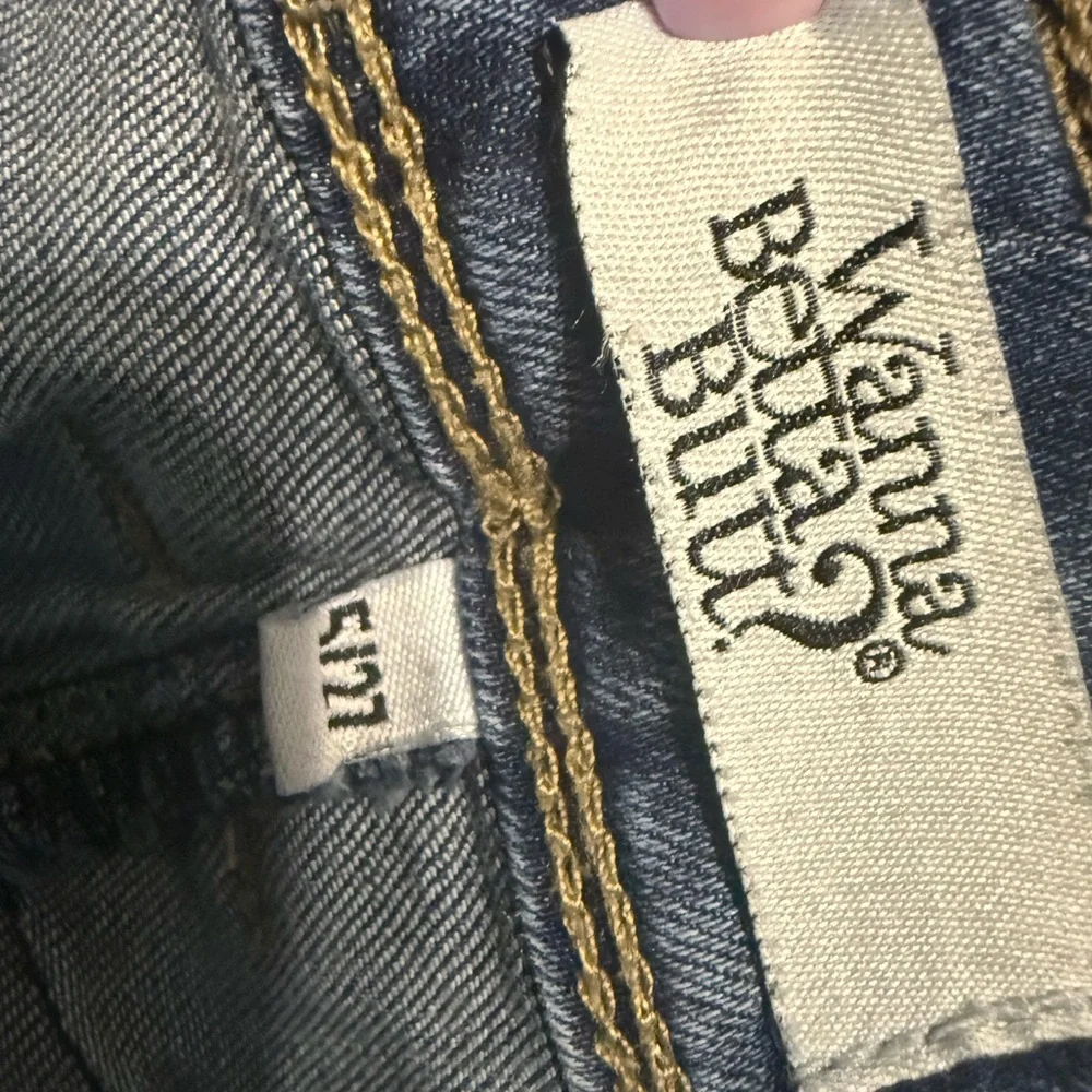 💜🔥💙 YMI Wanna Betta Butt Jean Shorts Size 5/27 Stretch Denim Mid Rise